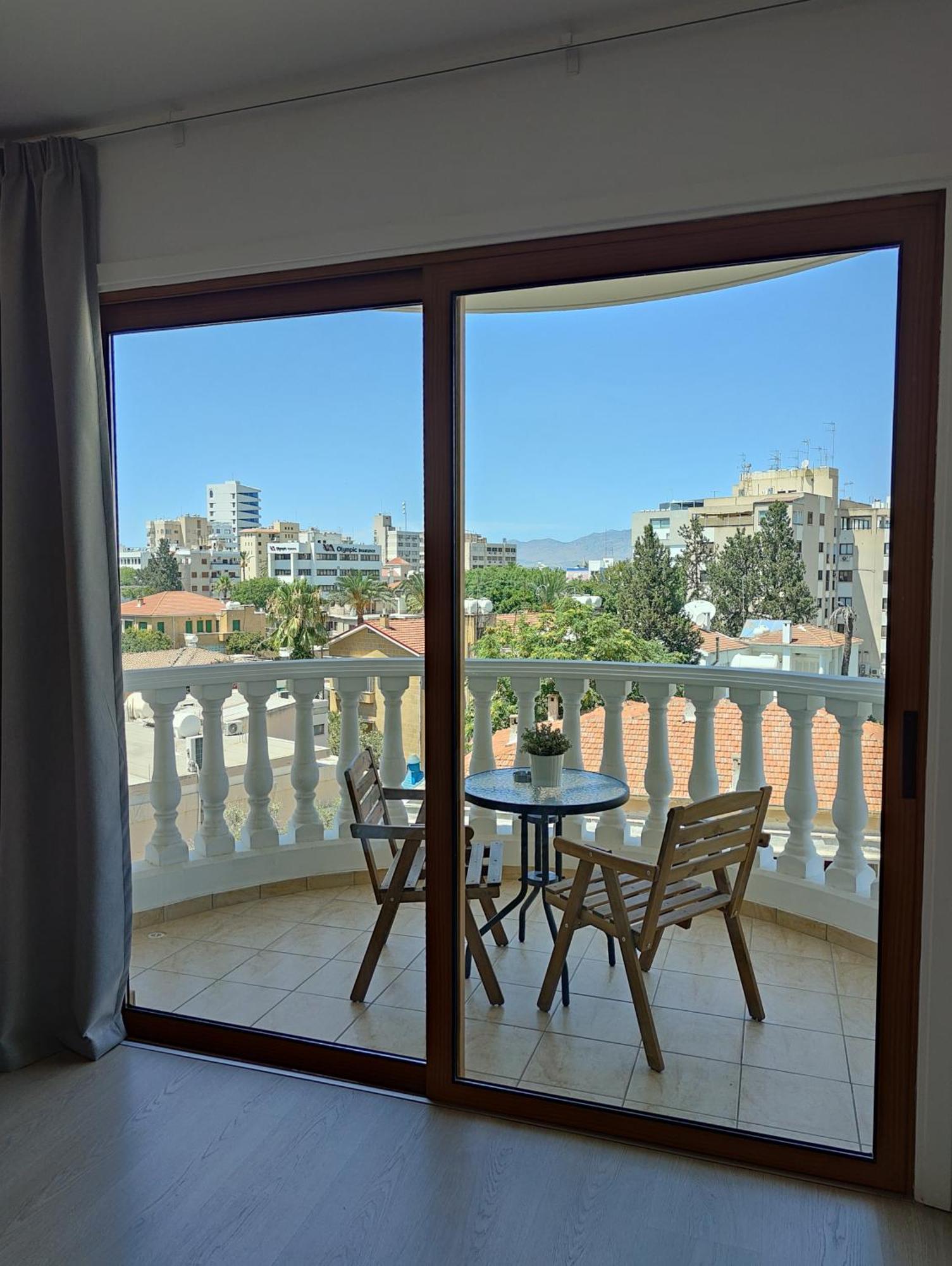 Ευ Ζην Central / Ev Zen Central Nicosia Exteriör bild